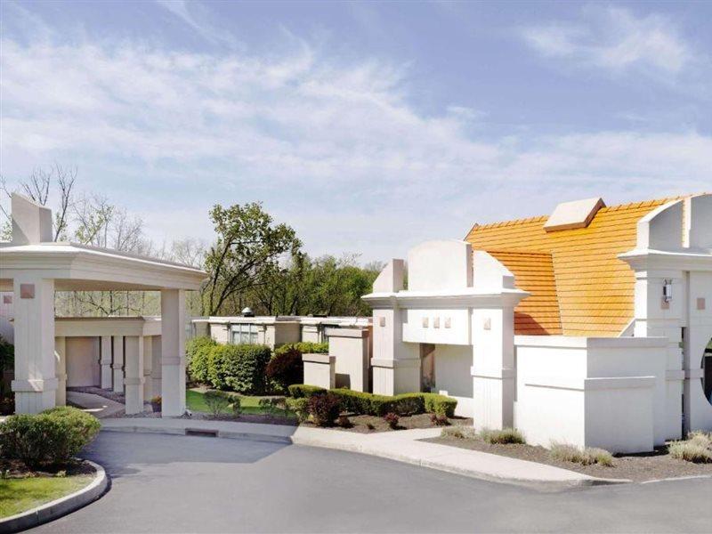 Howard Johnson By Wyndham Newburgh Zewnętrze zdjęcie